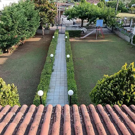 For 14 Guests Near The Sea - 100m