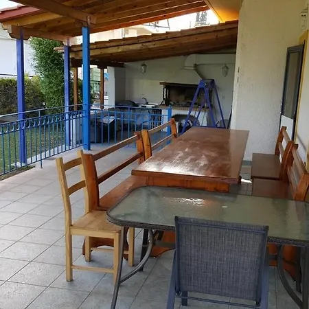 For 14 Guests Near The Sea - 100m Ferienhaus Paralía Rachon